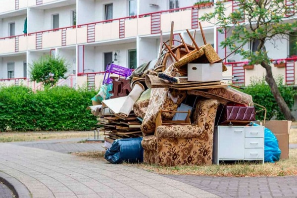 Deshacerte de tus muebles viejos