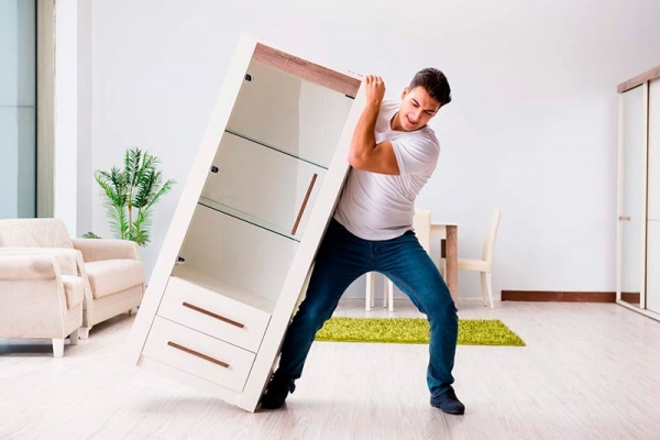 contratar el servicio de retirada de muebles